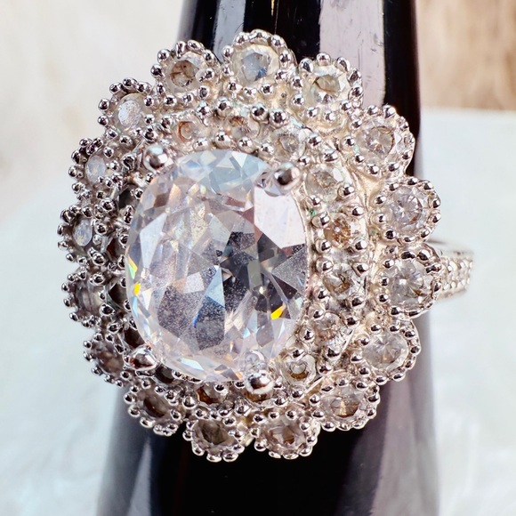 Beautiful silvertone bling statement, ring size 9 3/4 - Picture 3 of 4